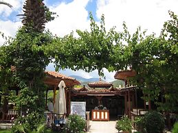 Asur Hotel & Aparts & Villas