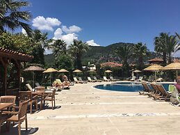 Asur Hotel & Aparts & Villas