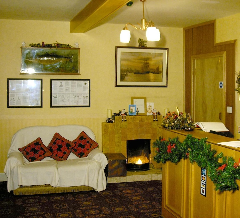 Ryan's Hotel