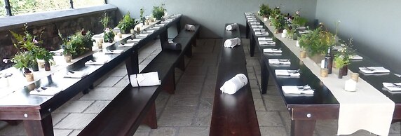 Ryan's Hotel