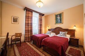 Hotel Grand