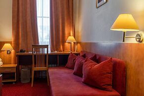Hotel Grand