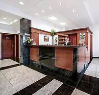 Hotel Grand
