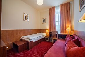 Hotel Grand