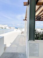 Infinito by Playa Moments