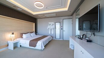 Hotel the One Yeosu