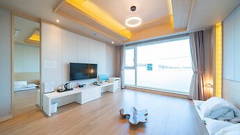 Hotel the One Yeosu