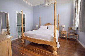 Kernow Charters Towers
