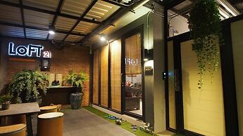 Loft 21 Apartment Romklao