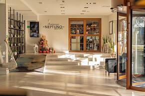 Neptuno Resort & Spa