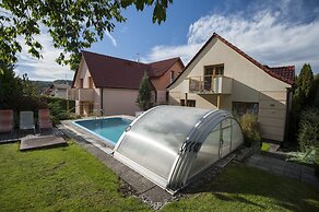 Hotel Garni Pod Skalkou