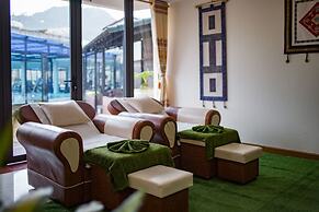 Freesia Hotel