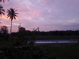 CoCoWorld Bungalow