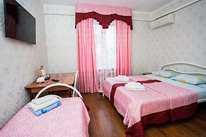 Magnolia Hotel