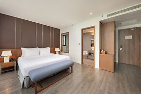 Avora Hotel