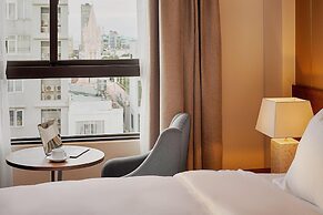 Avora Hotel