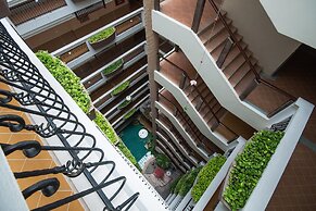 Sa-Bai-Dee Condo