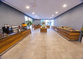 Alan Suites