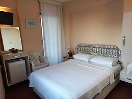 Nil Hotel