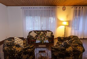 Tamarind Tree Inn