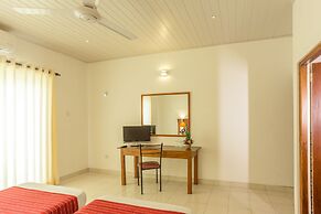 Tamarind Tree Inn