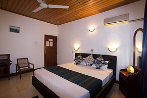 Tamarind Tree Inn
