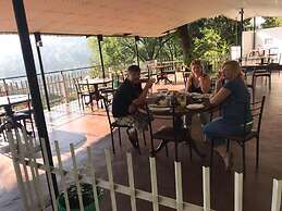 Tamarind Tree Inn