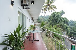 Tamarind Tree Inn
