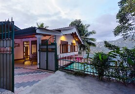 Tamarind Tree Inn