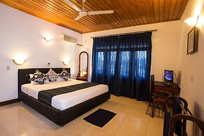 Tamarind Tree Inn
