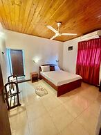 Tamarind Tree Inn