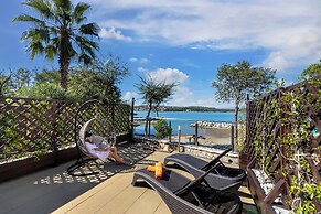 Soline Bay Seashore Residence