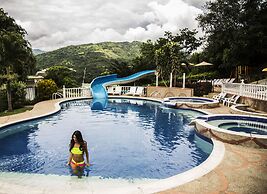 Hotel Villeta Resort