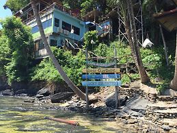 Hidden Cliff Hostel