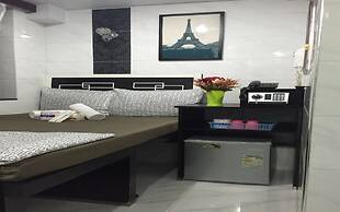 Skystar Hostel