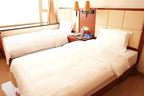 Grand Harbour Hotel