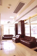 Grand Harbour Hotel