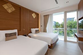 Splash Beach Resort, Mai Khao, Phuket