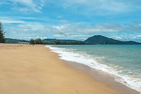 Splash Beach Resort, Mai Khao, Phuket