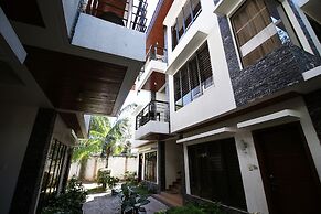 Hassaram Courtyard
