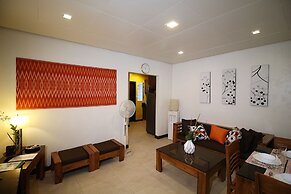 Hassaram Courtyard