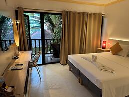Alona Vida Beach Resort