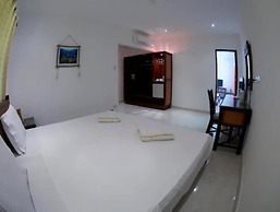 Alona Vida Beach Resort