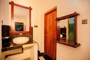 Yala River Face Inn