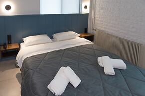 Ballas Hotel