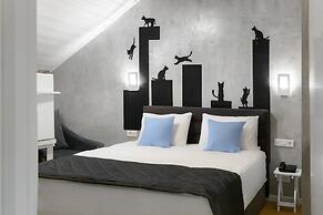 Red Brick Hotel