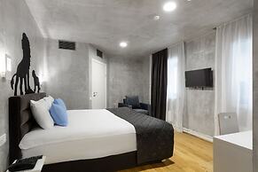 Red Brick Hotel