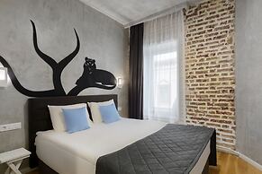 Red Brick Hotel