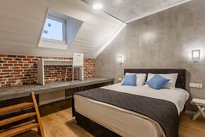 Red Brick Hotel