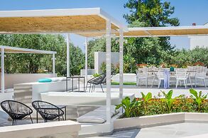 Aelia Villa